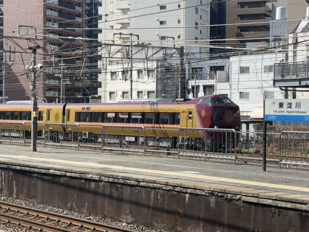 東淀川駅