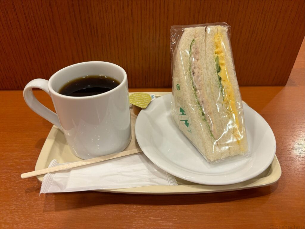 カフェ・ベローチェ